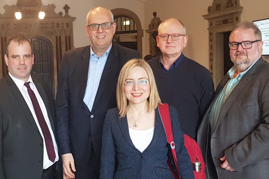 Fünf abgebildete Personen, Namen (von links nach rechts): Peter Bohlmann, Andreas Bovenschulte, Dörte Liebetruth, Herfried Meyer, Heiko Oetjen.
